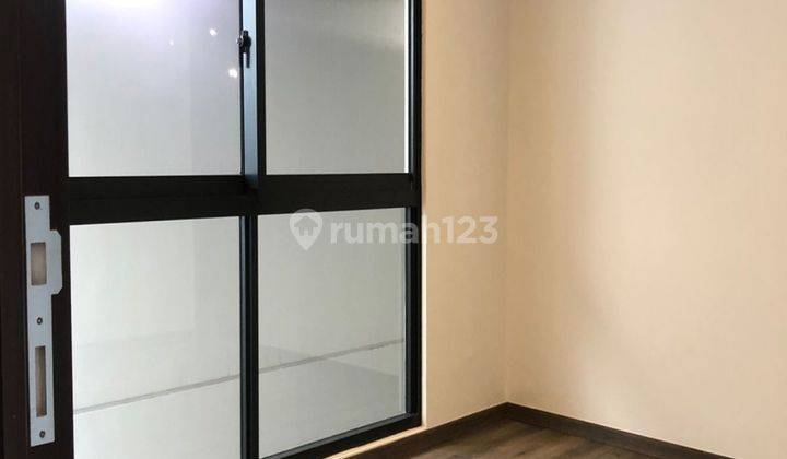 Townhouse Modern 3Lantai Startegis Di Lebak Bulus Jakarta Selatan 2