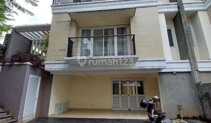 Rumah Nyaman Dengan Private Pool Di Pejaten Jakarta Selatan 1