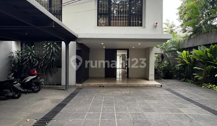 FOR RENT Luxury Modern Minimalis House At Prapanca FOR RENT Luxury Modern Minimalis House At Prapanca