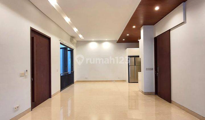 Dijual Rumah 3 Lantai Di Cilandak Semi Furnised Semi Furnished 2