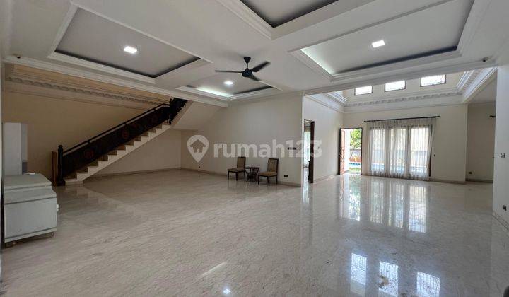 Rumah 2 Lantai Bagus SHM di Pejaten, Jakarta Selatan 2