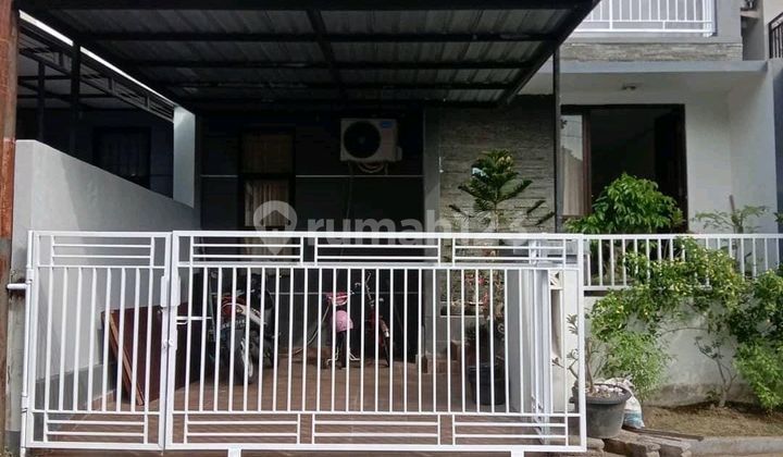 Two-Story House in a One Gate System Housing Estate in Jimbaran Flood-Free Two-Story House in a One Gate System Housing Estate in Jimbaran Flood-Free