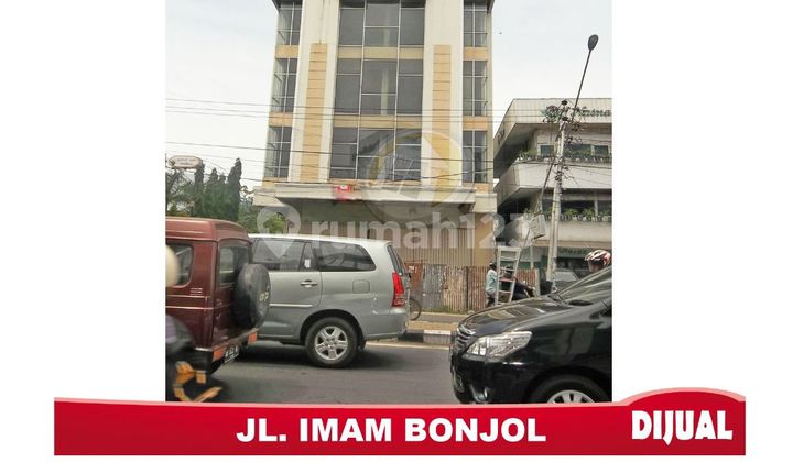 FOR SALE 4-STORY CORNER SHOPHOUSE ON IMAM BONJOL ROADSIDE 2