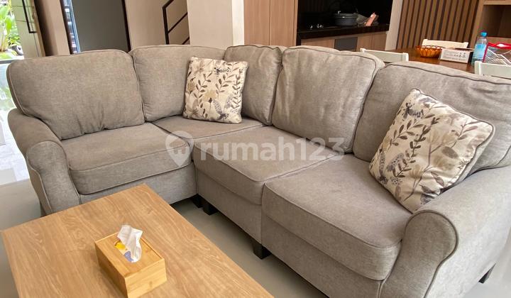 Disewakan Rumah Modern Minimalis Full Furnished Siap Huni Taman Golf Residence Sukajadi