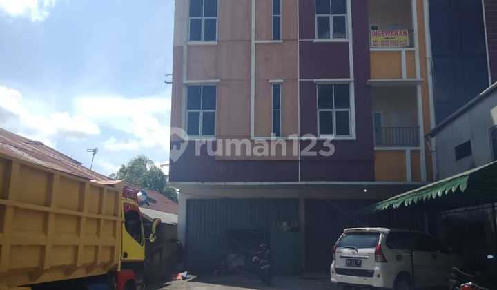 For Rent: 4-Story Ready-to-Use Shophouse, Jalan Ahmad Yani, Suitable for Office, etc. 2