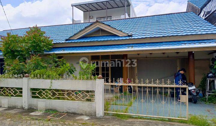 Disewakan Rumah Jl. Perdana, Dekat Mega Mal , Strategis, Pusat Kota 1