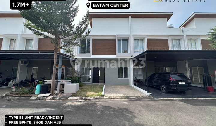 Bisa KPR, Rumah, 2 Lantai, HGB, Dekat Pusat Perbelanjaan