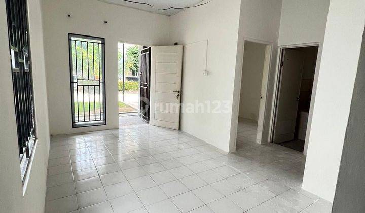 Rumah Bagus Unfurnished HGB di Perumahan Kezia Residence 2