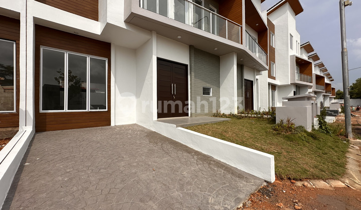2-Story House in Azure Bay, Batam Center, Batam