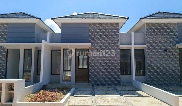 Rumah Butuh Renovasi di Perumahan Glory Paris, Batam 1