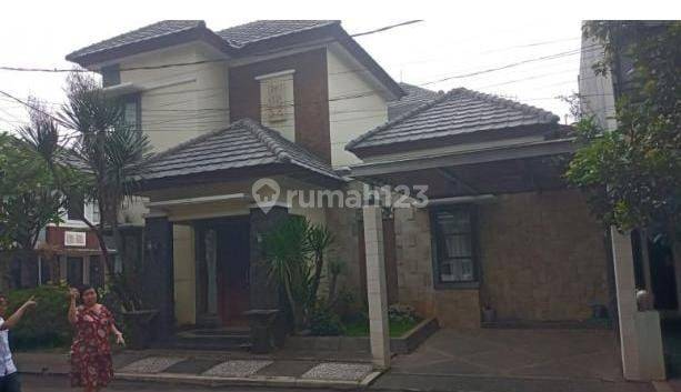 Rumah Hook Nyaman di Lenteng Agung Residence, Jakarta Selatan 