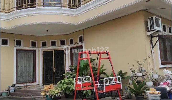 Rumah Luas di Kavling Pemda Perumnas 3 Tangerang Fasilitas Mewah 2