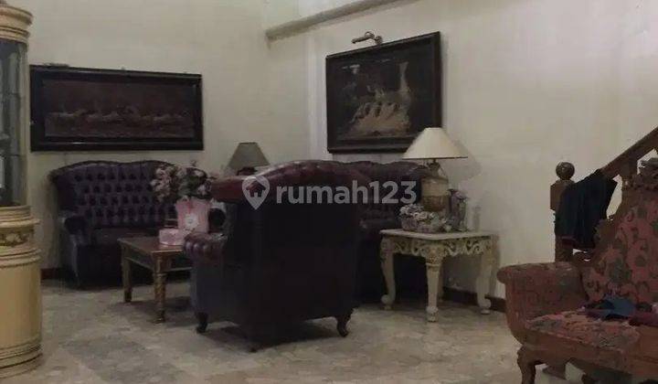 Rumah Megah di Villa Bintaro Indah Tangerangselatan Harga Menarik 2