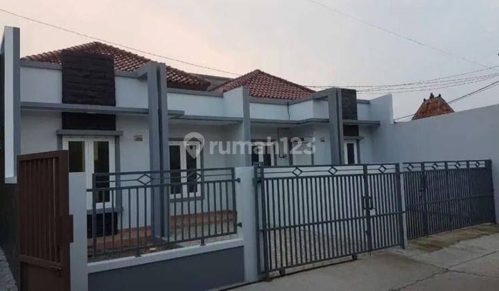 Dijual Rumah di Kav keuangan kunciran Tangerang  1