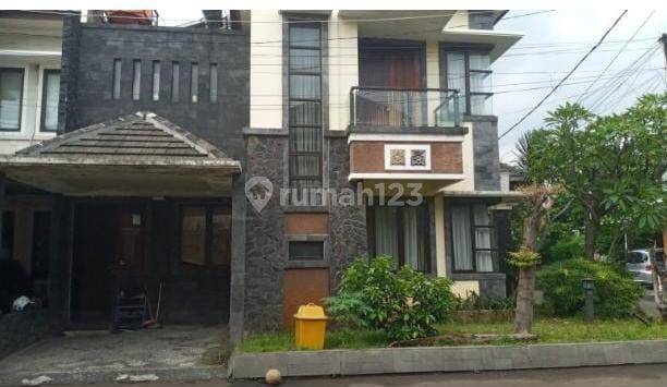 Dijual Rumah di Lenteng Agung Residen Jakarta Selatan  1