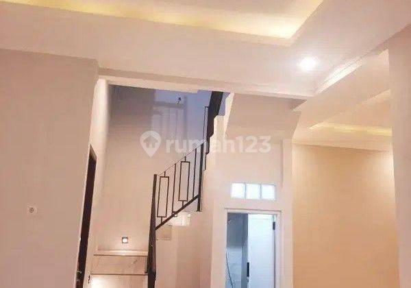 Dijual Rumah di Bintaro Sektor 2 Tangerang Selatan  2