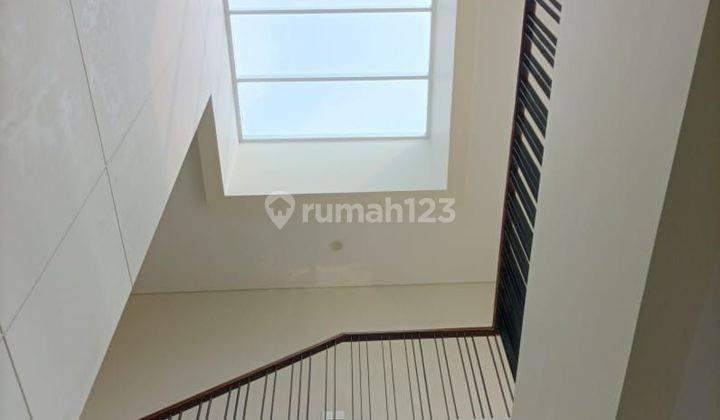 Dijual Rumah di Mozart Summarecon Gading Serpong Tangerang  2