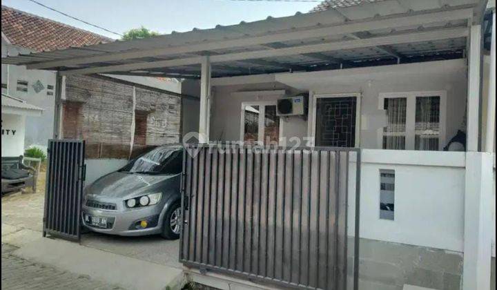 Dijual Rumah di Jl Cendrawasih Ciputat Cipayung Tangerang Selatan 2 Lantai 2