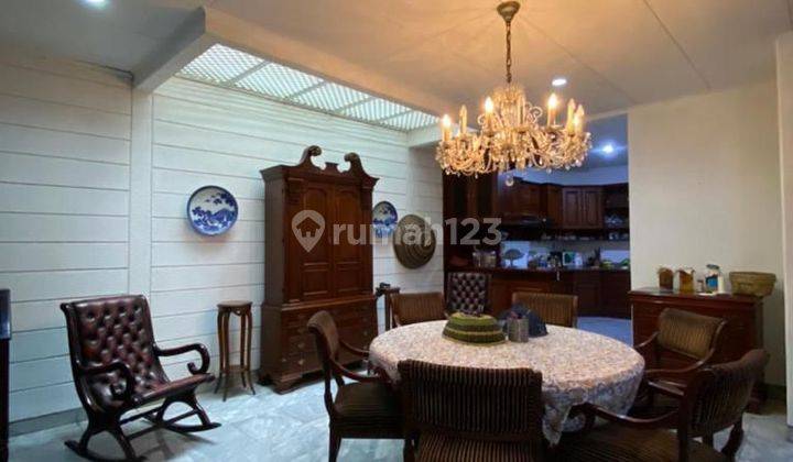 Dijual Rumah di Kebayoran Baru Jakarta Selatan  2