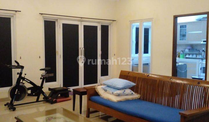 Dijual Rumah di Serpong Tangerang Selatan  2