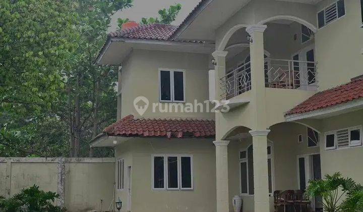 Dijual Rumah di Pusat Kota , Depok I SHM - SHM 1