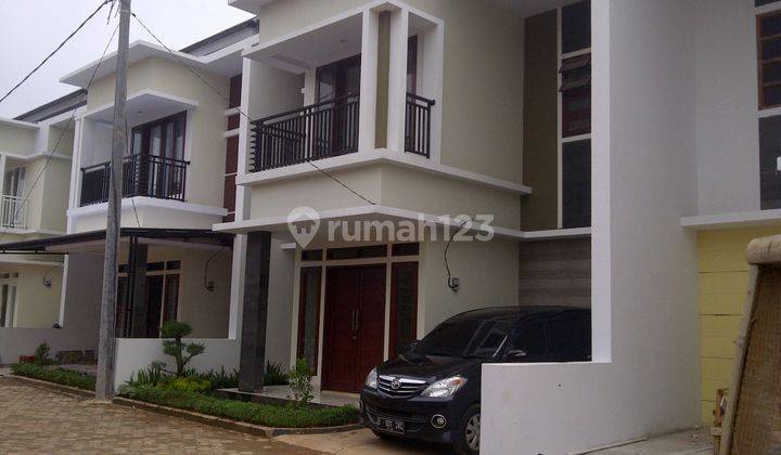 Dijual Rumah di Casa Djaja Townhouseu, Ciputat 1