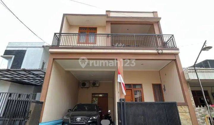 Dijual Rumah di Komplek Villa Mutiara , Ciputat 1