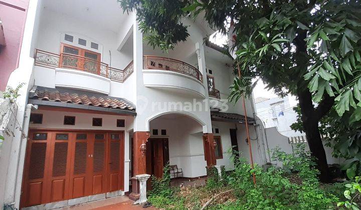 Dijual Rumah di Villa Sawo, Kebayoran Baru 1