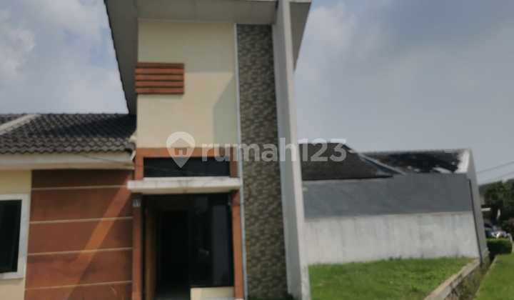 Rumah Take Over Di Bumi Indah Cluster Victoria ********. Rumah Take Over Di Bumi Indah Cluster Victoria ********.