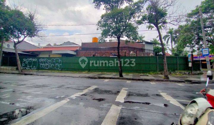 Tempat usaha   Jl Kartini Hook Utara-Barat 1