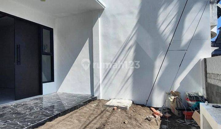 Dijual Rumah Baru Gres di Wisma Permai Barat 2