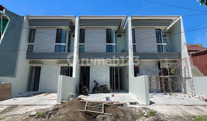 Minimalist New House in Baruk Barat, a step away from MERR Highway. 2