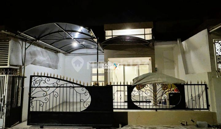 Single-story house in Puri Asri Regency housing complex, near Tambak Sumur Toll Road. Single-story house in Puri Asri Regency housing complex, near Tambak Sumur Toll Road.