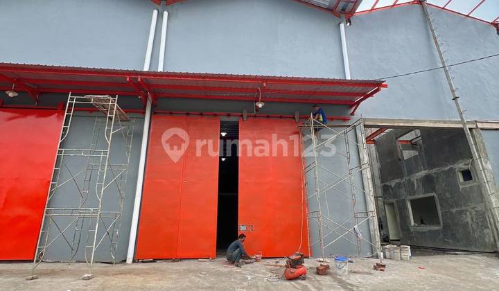 Jual Sewa, Gudang Kantor Mewah di Kalijudan Merr