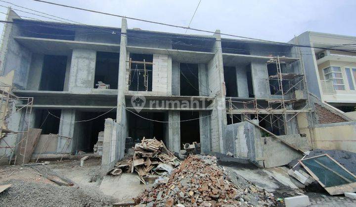 Dijual Rumah Baru 2 Lt Mewah Kekinian Mulyosari Prima 3 Unit Jejer On Progres 2