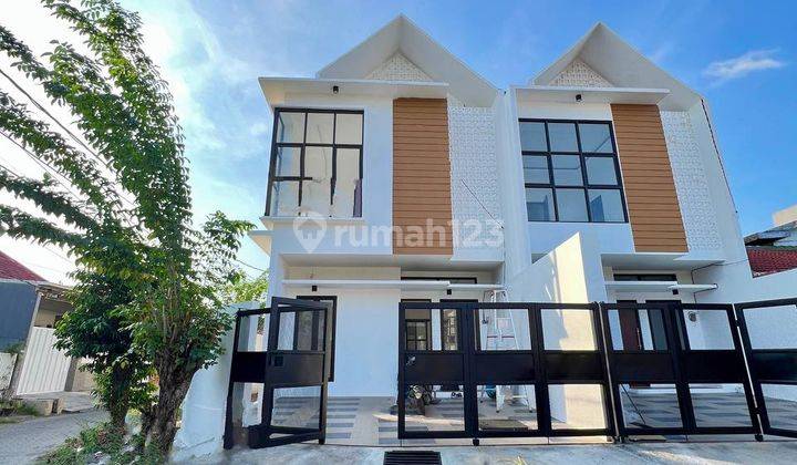 Dijual 3 unit, Rumah baru Hoek scandinavian Darmo Harapan Indah 1