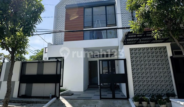 Dijual Rumah Baru 2 lantai Hook Gading Pantai 100m dari Raya Kenjeran