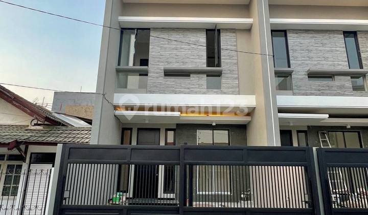 Dijual 2 Unit, Rumah Modern di Perumahan Klampis Semolo Timur
