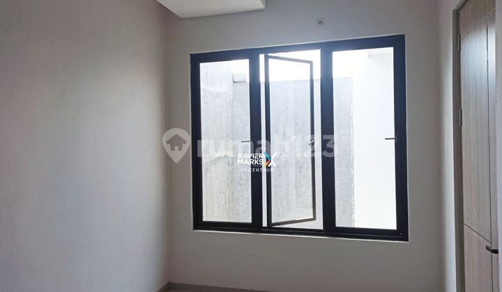 Rumah Minimalis di Royal Paka dekat UPN Gununganyar Raya MERR 2