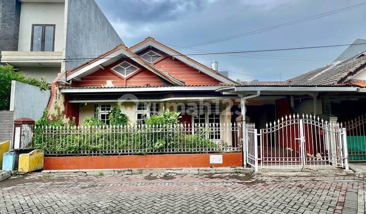 Dijual Rumah Hitung Tanah di Nirwana Eksekutif Dijual Rumah Hitung Tanah di Nirwana Eksekutif