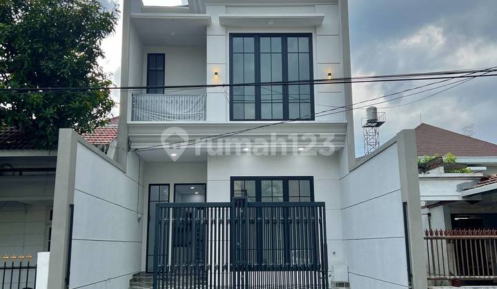 Dijual Rumah Baru Minimalis Manyar Jaya American Style
