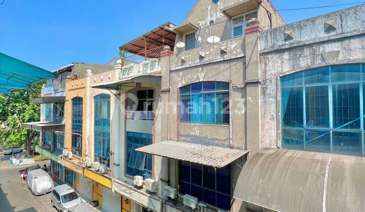 Ruko Jemursari 3 Lantai Strategis dekat Tenggilis Prapen