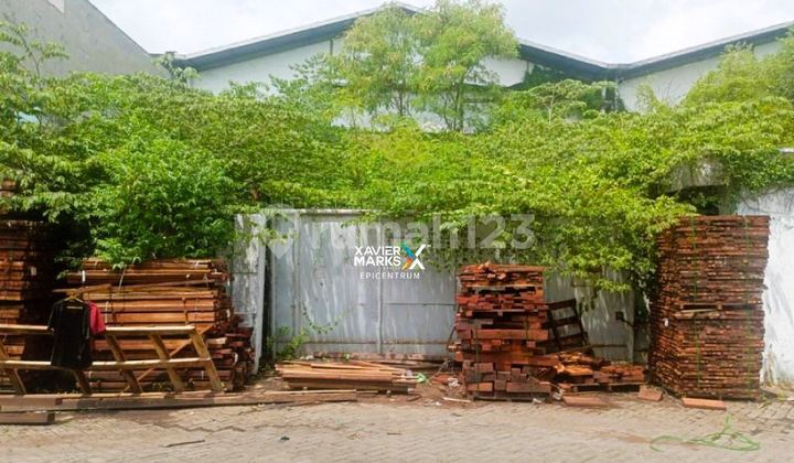 Warehouse for Sale in Margomulyo, Flood-Free, Near Pakuwon Warehouse for Sale in Margomulyo, Flood-Free, Near Pakuwon