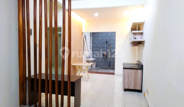 Rumah Furnish Dalam Cluster Perumahan Purimas Dekat Merrerr 2