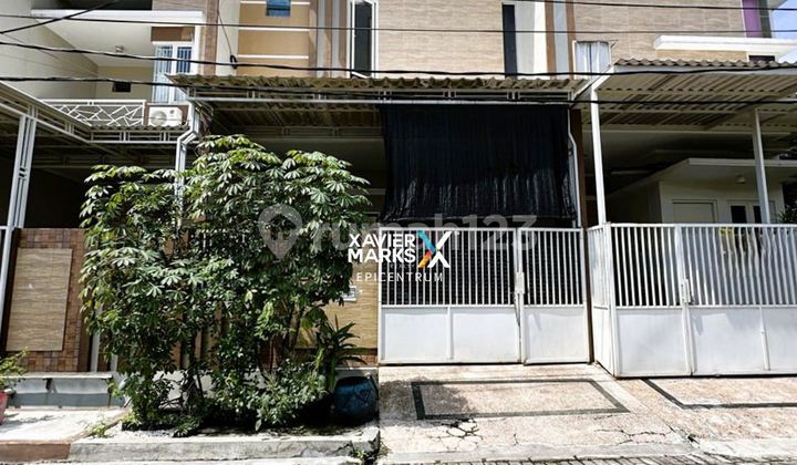 For Sale Minimalist House in East Tenggilis near Ubaya Rungkut