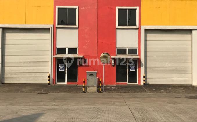 Disewa Gudang Green Sedayu Bizpark Cakung 9x18 