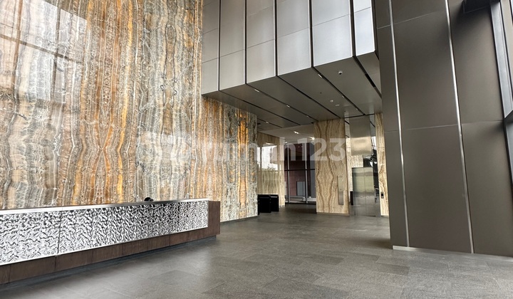 Rent Office / Business Space Jakarta Tower [85m2]