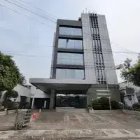 Disewakan Gedung Kantor Menteng 5 Lantai Semi Furnished  1