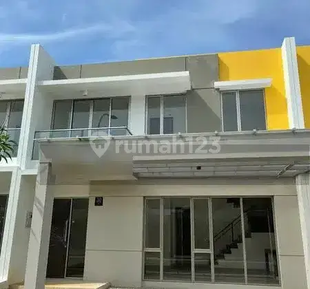 Disewa Rumah Pik2 Miami Bagus 2 Lantai Semi Furnished 1