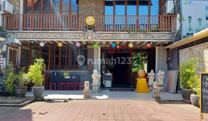 For sale Tuban Kuta Badung Bali Shophouse, 3 Floors Semi Furnished 1